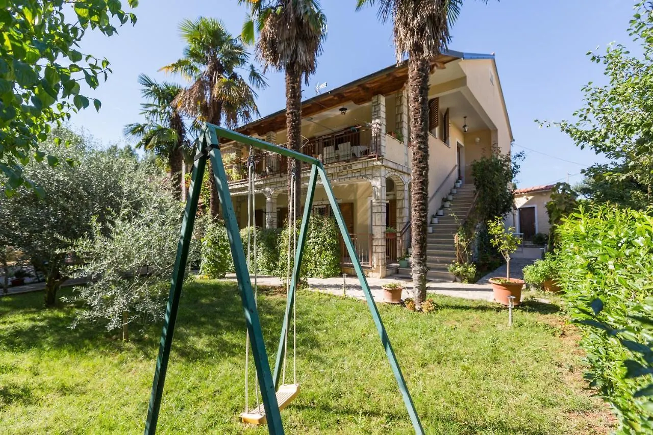 Apartments With A Parking Space Porec - 2216 Croatie