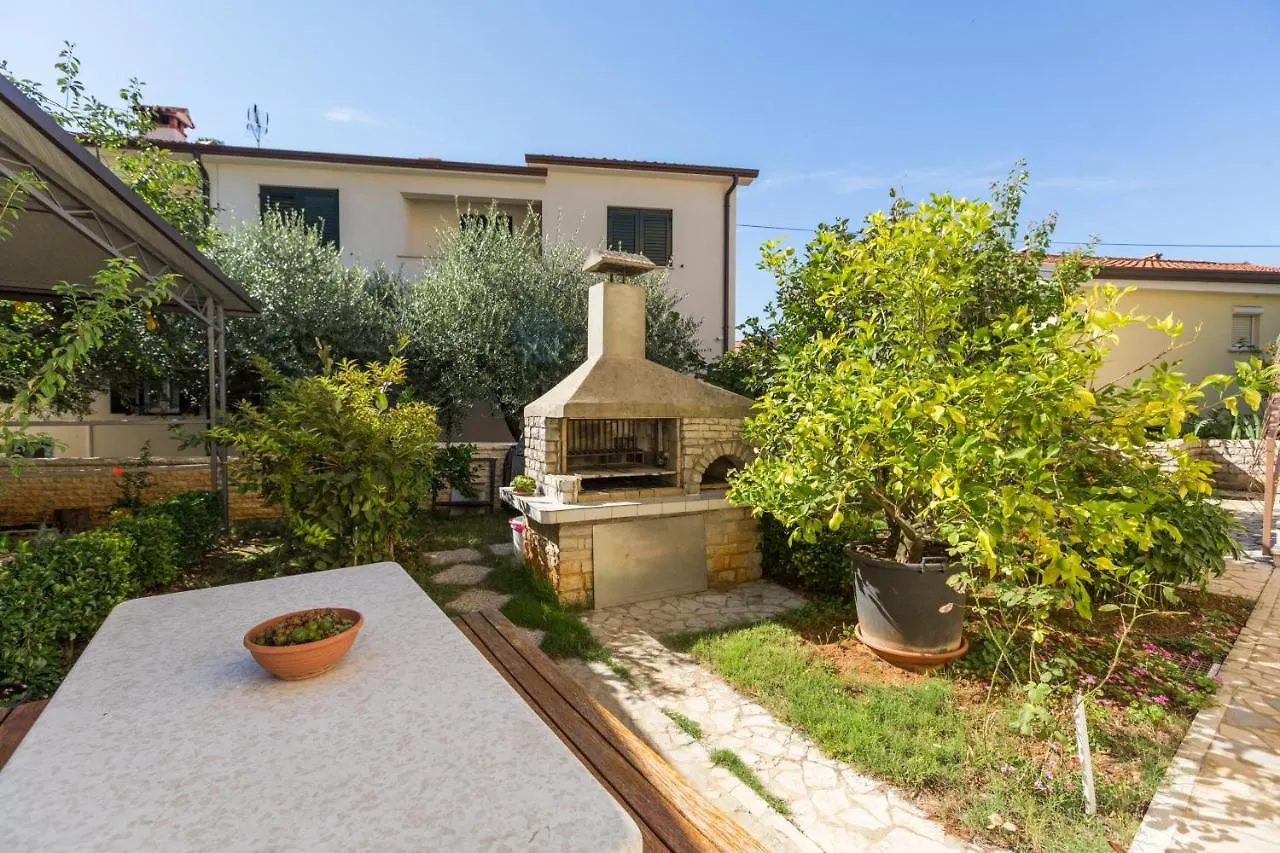 Apartments With A Parking Space Porec - 2216