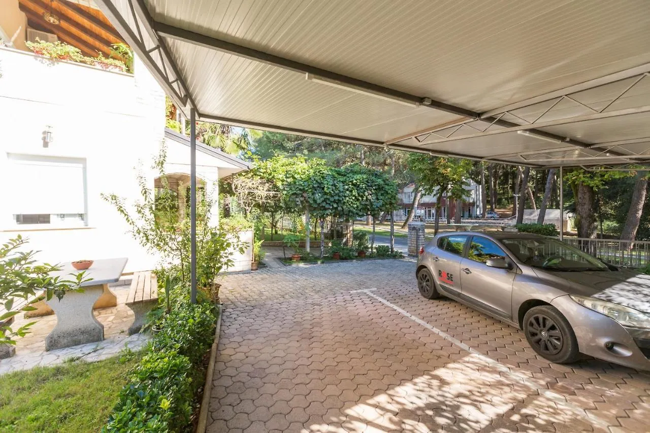 Apartments With A Parking Space Porec - 2216